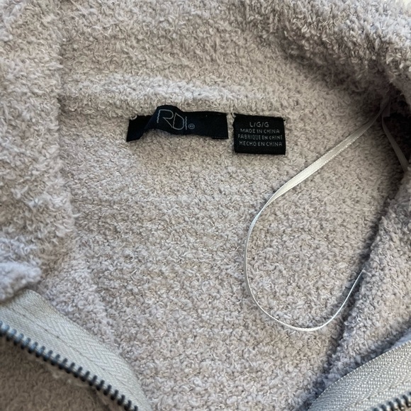 Nordstrom RDI 1/4 Zip Fuzzy Pullover - Picture 5 of 5